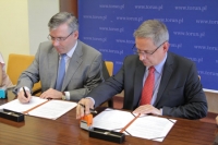 Zdjęcie do artykułu: Umowy na "Moje podwórko"