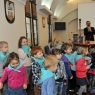 Zdjęcie z galerii Przedszkolaki w sali Rady Miasta Torunia