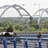 Zdjęcie z galerii NATO zdobywa most gen. Elżbiety Zawackiej w Toruniu
