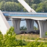 Zdjęcie z galerii NATO zdobywa most gen. Elżbiety Zawackiej w Toruniu
