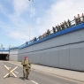 Zdjęcie z galerii NATO zdobywa most gen. Elżbiety Zawackiej w Toruniu