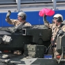 Zdjęcie z galerii NATO zdobywa most gen. Elżbiety Zawackiej w Toruniu