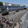 Zdjęcie z galerii NATO zdobywa most gen. Elżbiety Zawackiej w Toruniu