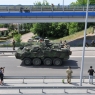 Zdjęcie z galerii NATO zdobywa most gen. Elżbiety Zawackiej w Toruniu