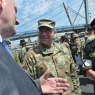 Zdjęcie z galerii NATO zdobywa most gen. Elżbiety Zawackiej w Toruniu