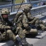 Zdjęcie z galerii NATO zdobywa most gen. Elżbiety Zawackiej w Toruniu