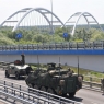 Zdjęcie z galerii NATO zdobywa most gen. Elżbiety Zawackiej w Toruniu