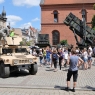 Zdjęcie z galerii Pokaz sprzętu wojskowego NATO w Toruniu