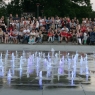 Zdjęcie z galerii Muzyka z "Excentryków" na fontannie Cosmopolis